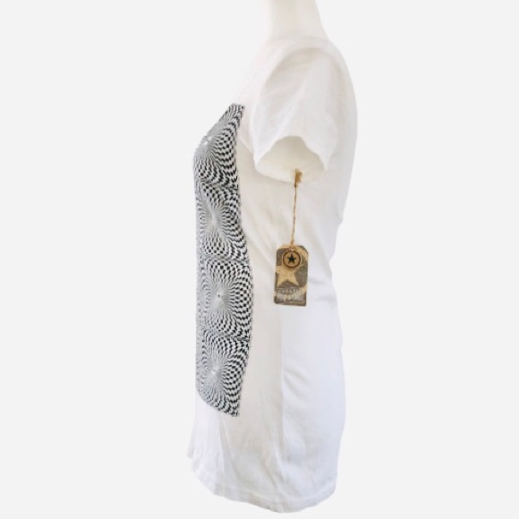 ⭐️Converse⭐️White Graphic Tees Short Sleeve T-Shirt NWT New With Tag Wo's Small - Picture 3 of 14